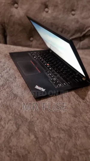New Laptop Lenovo ThinkPad X280 8GB Intel Core i5 SSD 256GB