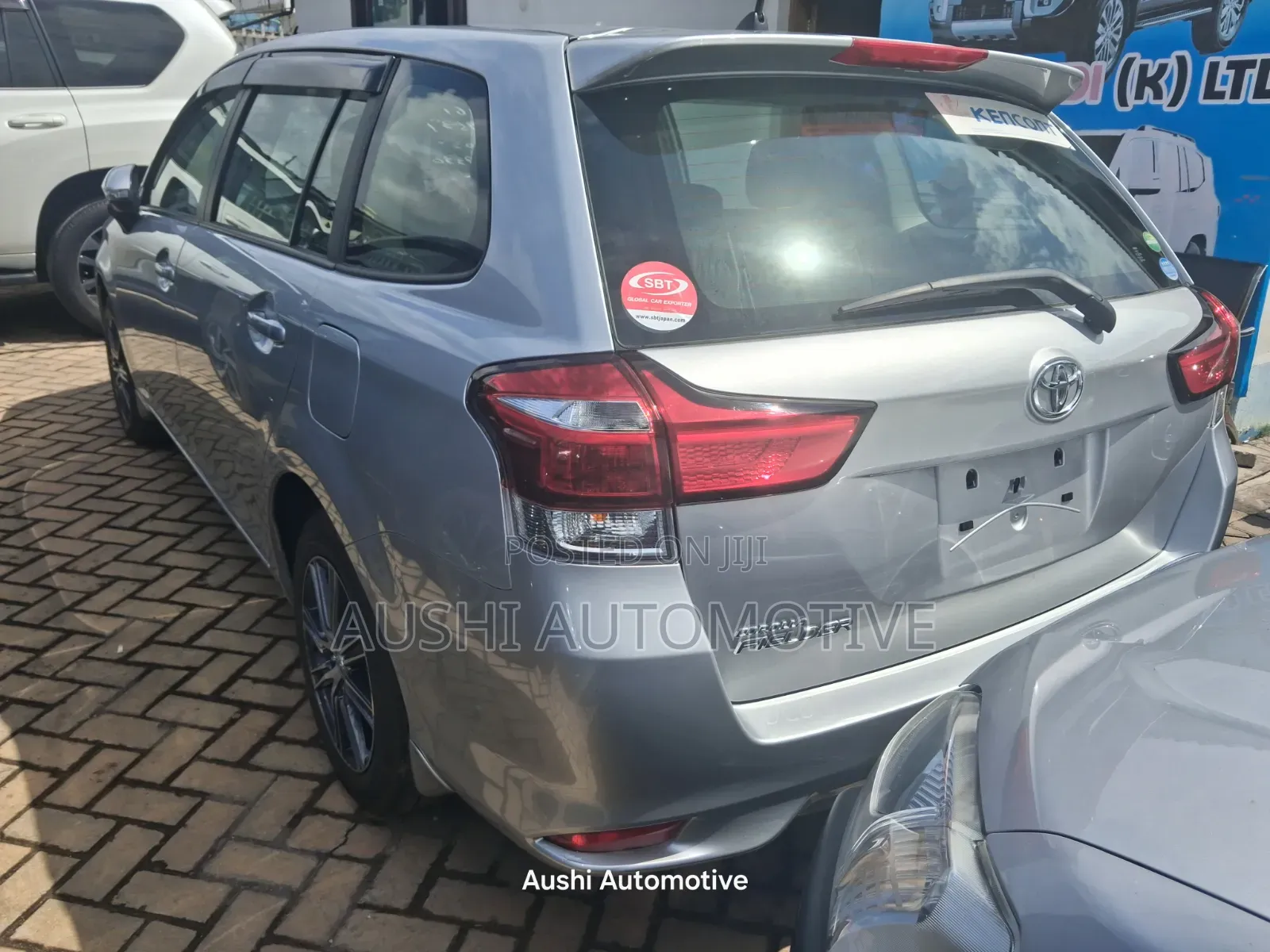 Toyota Corolla Fielder 2019 Silver