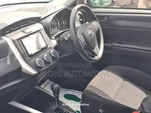 Toyota Corolla Fielder 2019 Silver