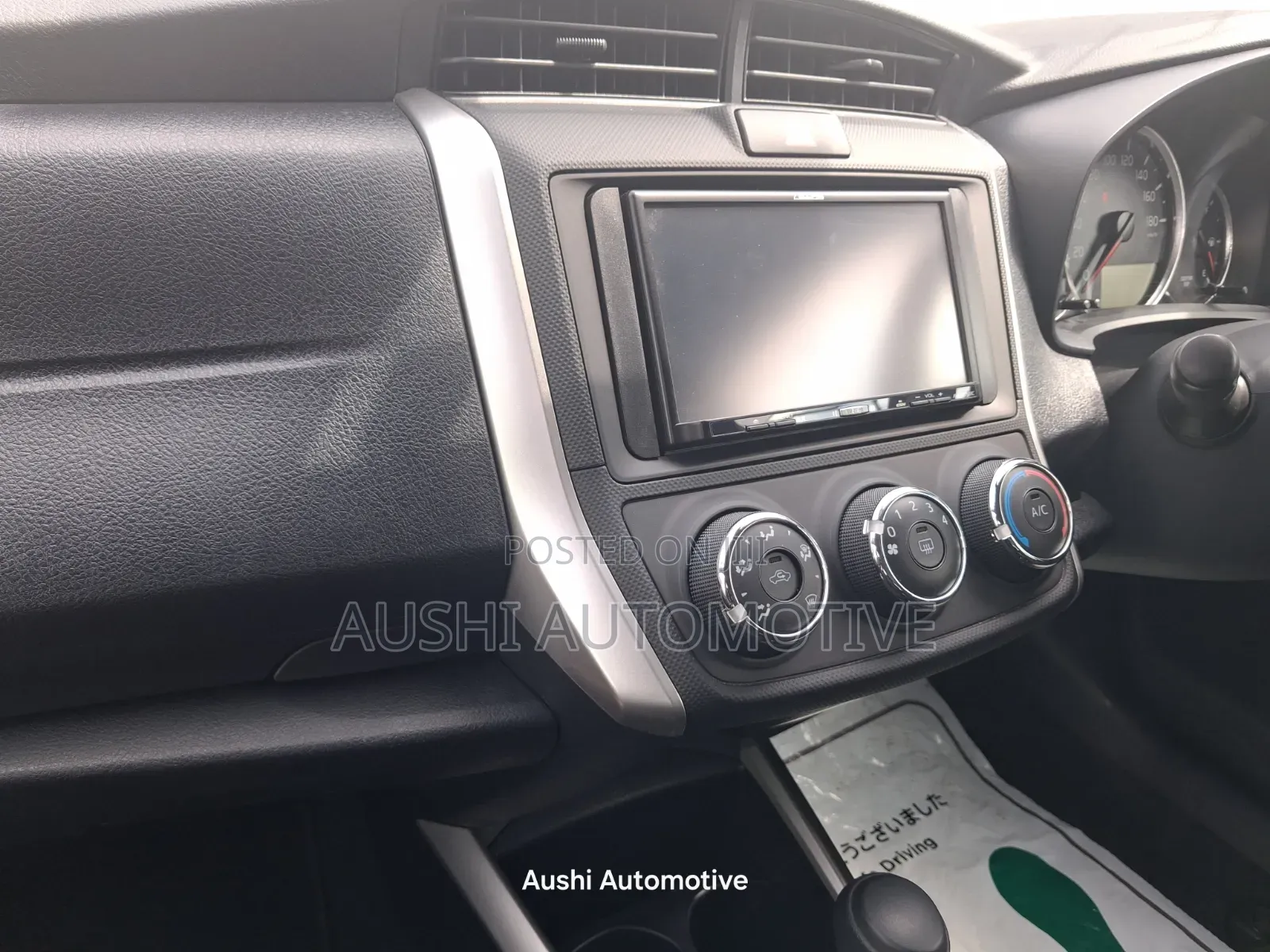 Toyota Corolla Fielder 2019 Silver