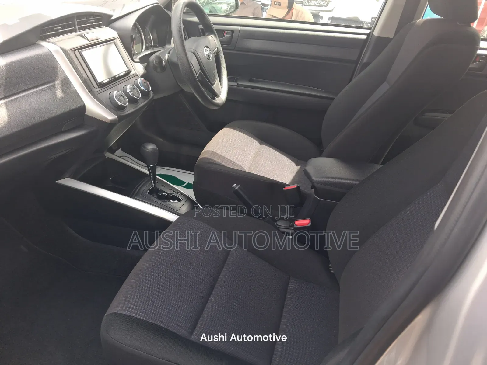 Toyota Corolla Fielder 2019 Silver