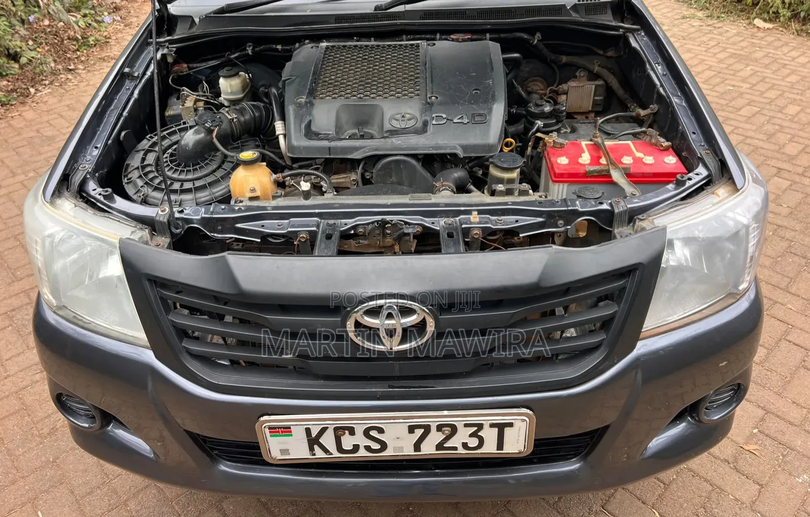 Toyota Hilux 2012 Gray