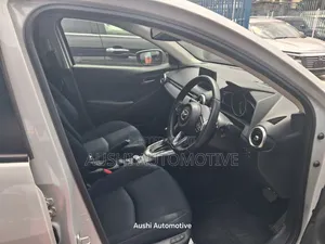 Mazda 2 2019
