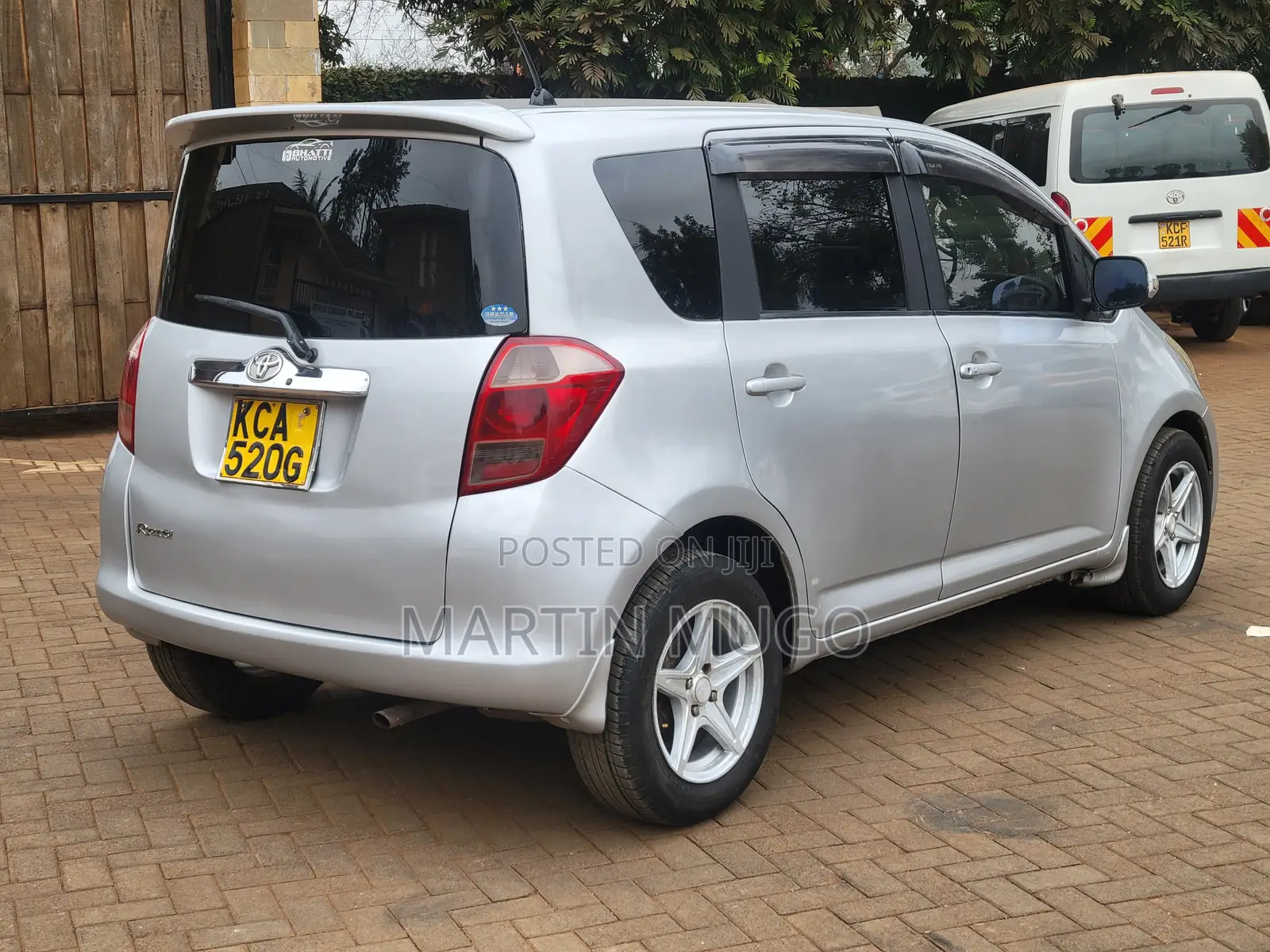Toyota Ractis 1.5 FWD 2007 Silver