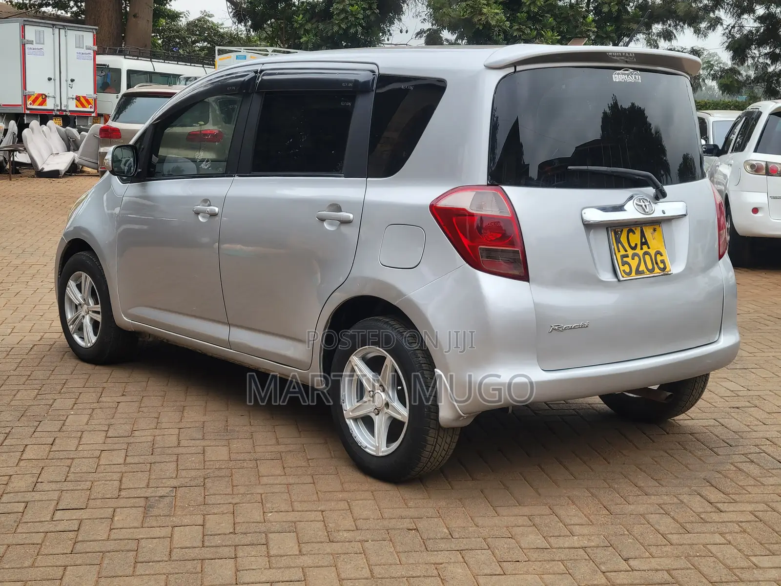 Toyota Ractis 1.5 FWD 2007 Silver