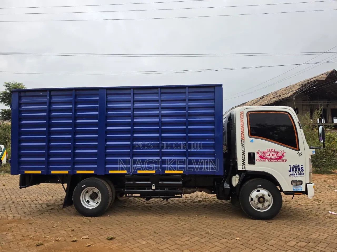 Isuzu NMR Cover Body 2008 White