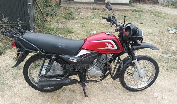 Honda CBX 2025 Red - thumbnail 3