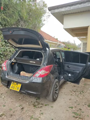 Nissan Tiida 1.5L 16V 2010 Black