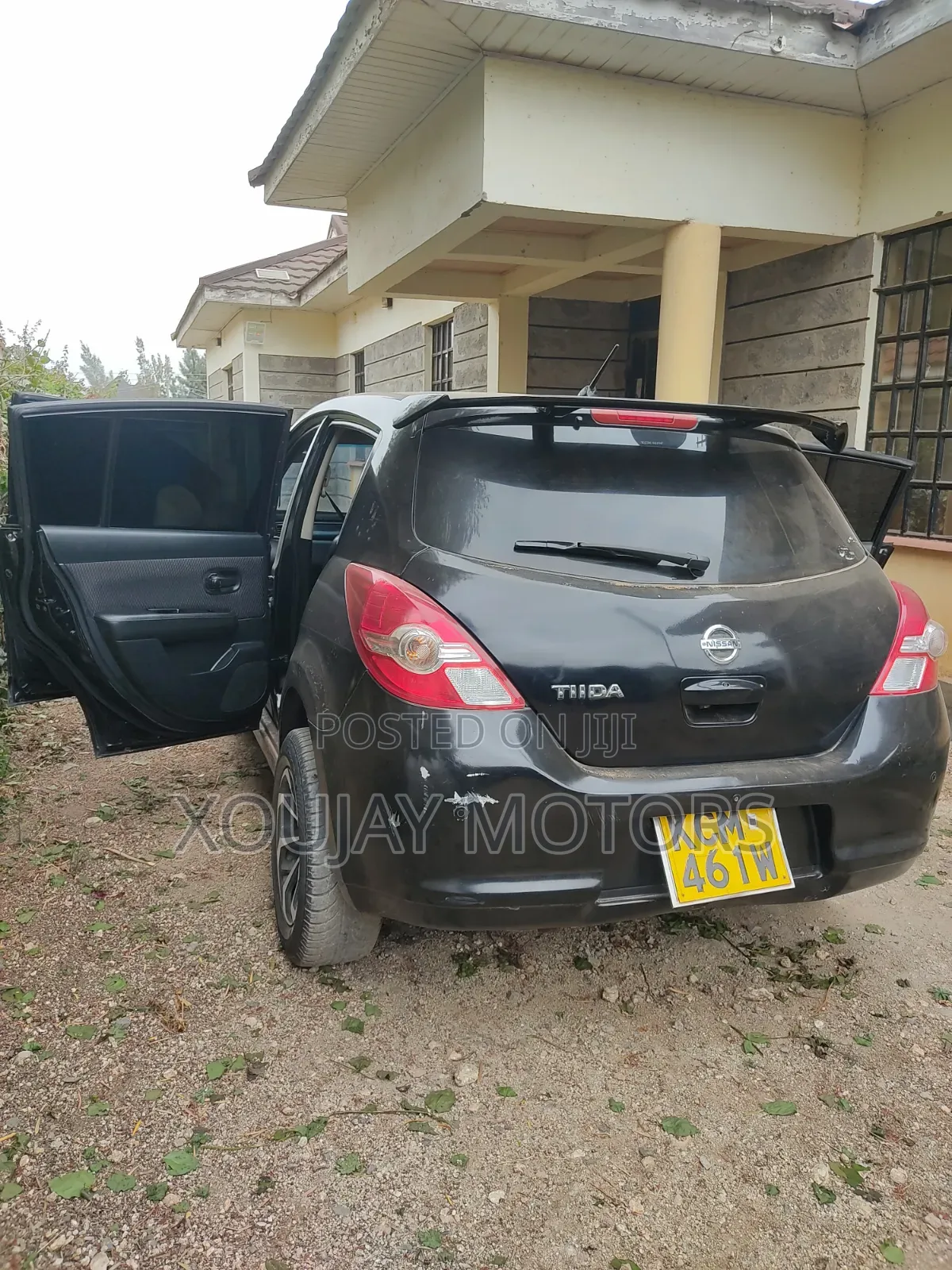 Nissan Tiida 1.5L 16V 2010 Black