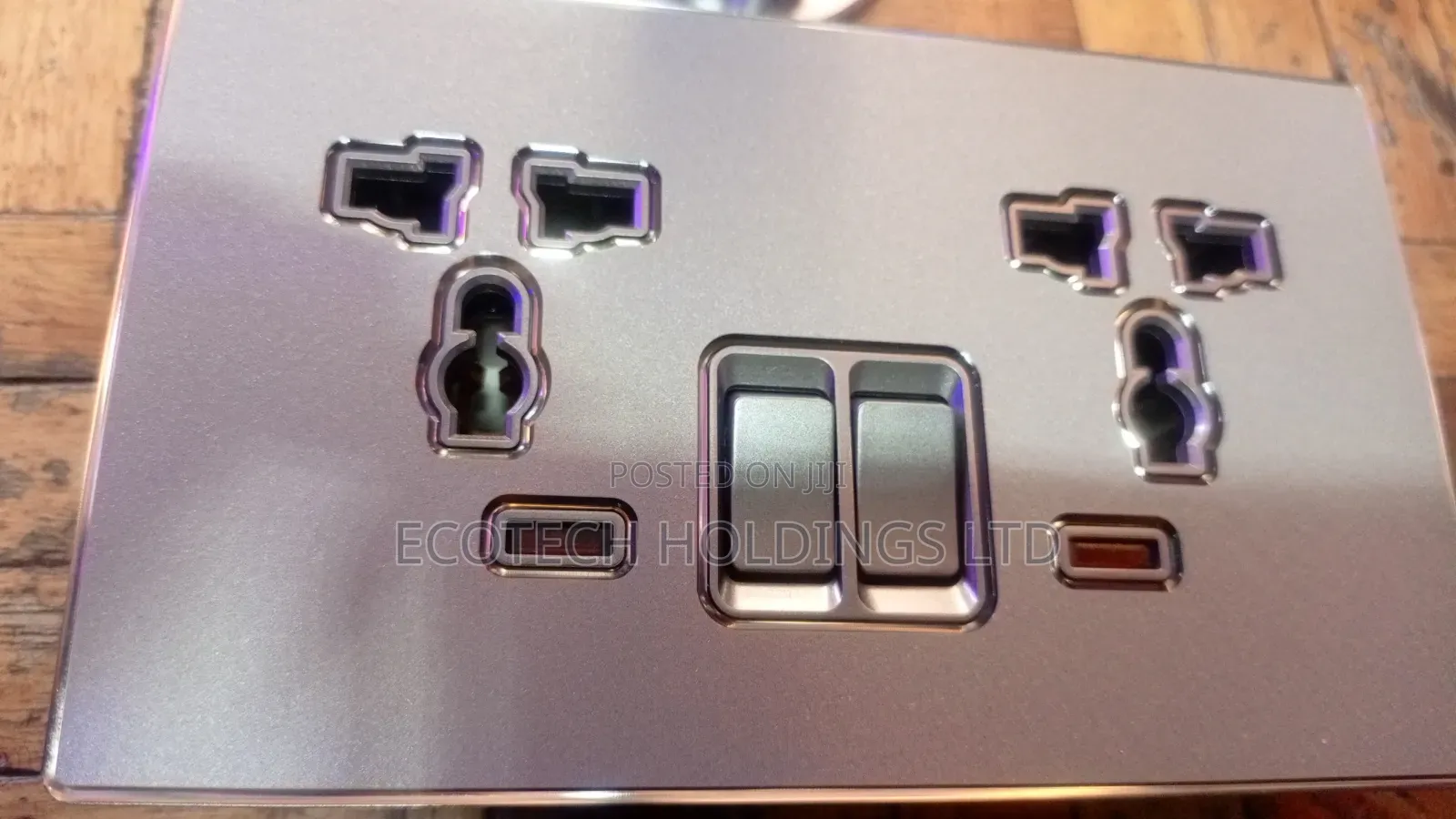 Gray Universal Twin Sockets X6