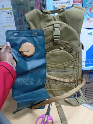 Tactical Hydration Camel Backpack With 3l Water Bladder Capacity: 25l