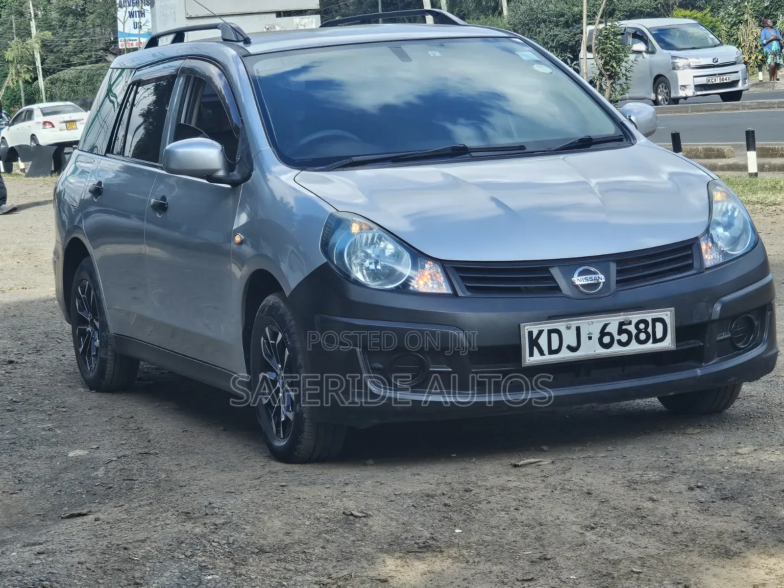 Nissan Advan 2015 Silver