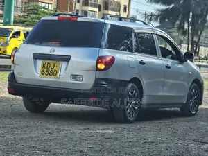 Nissan Advan 2015 Silver