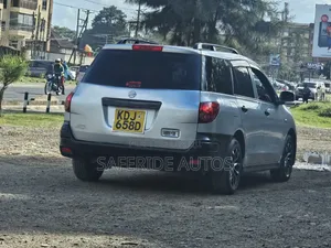 Nissan Advan 2015 Silver