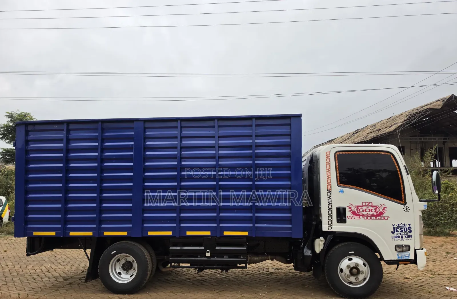 Isuzu NMR Cover Body 2008 White