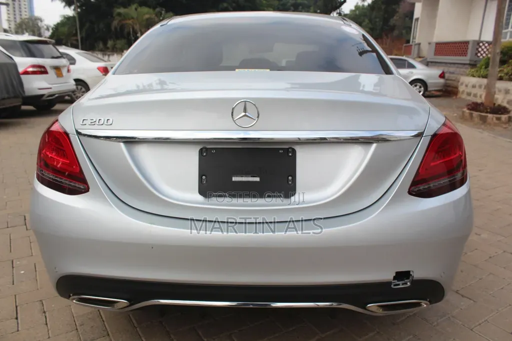 Mercedes-Benz C200 2019 Silver