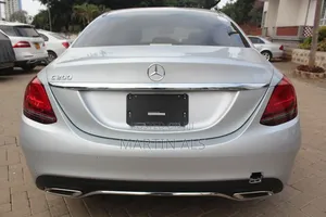 Mercedes-Benz C200 2019 Silver