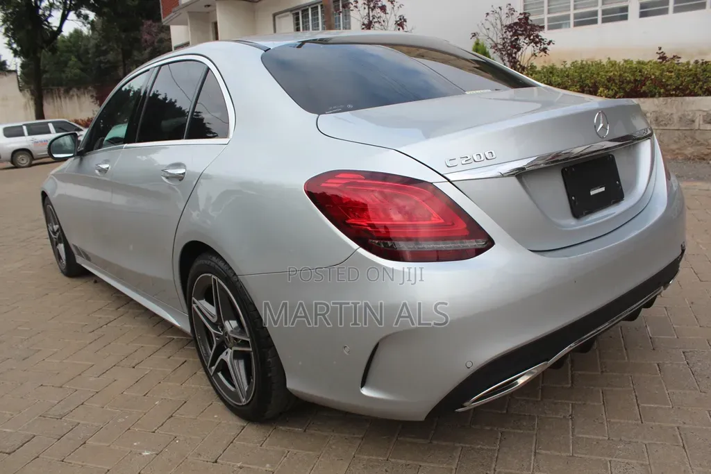 Mercedes-Benz C200 2019 Silver