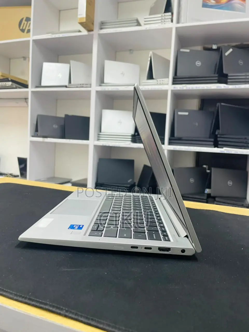 Laptop HP EliteBook 830 G8 8GB Intel Core i5 SSD 256GB