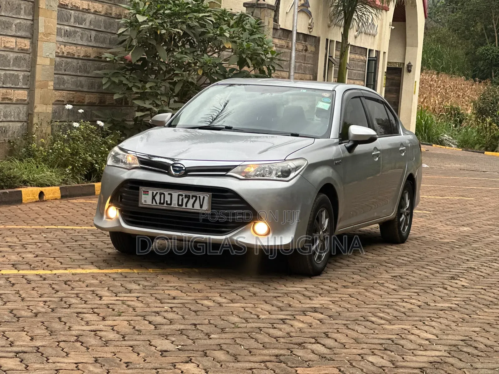 Toyota Axio 2015 Silver
