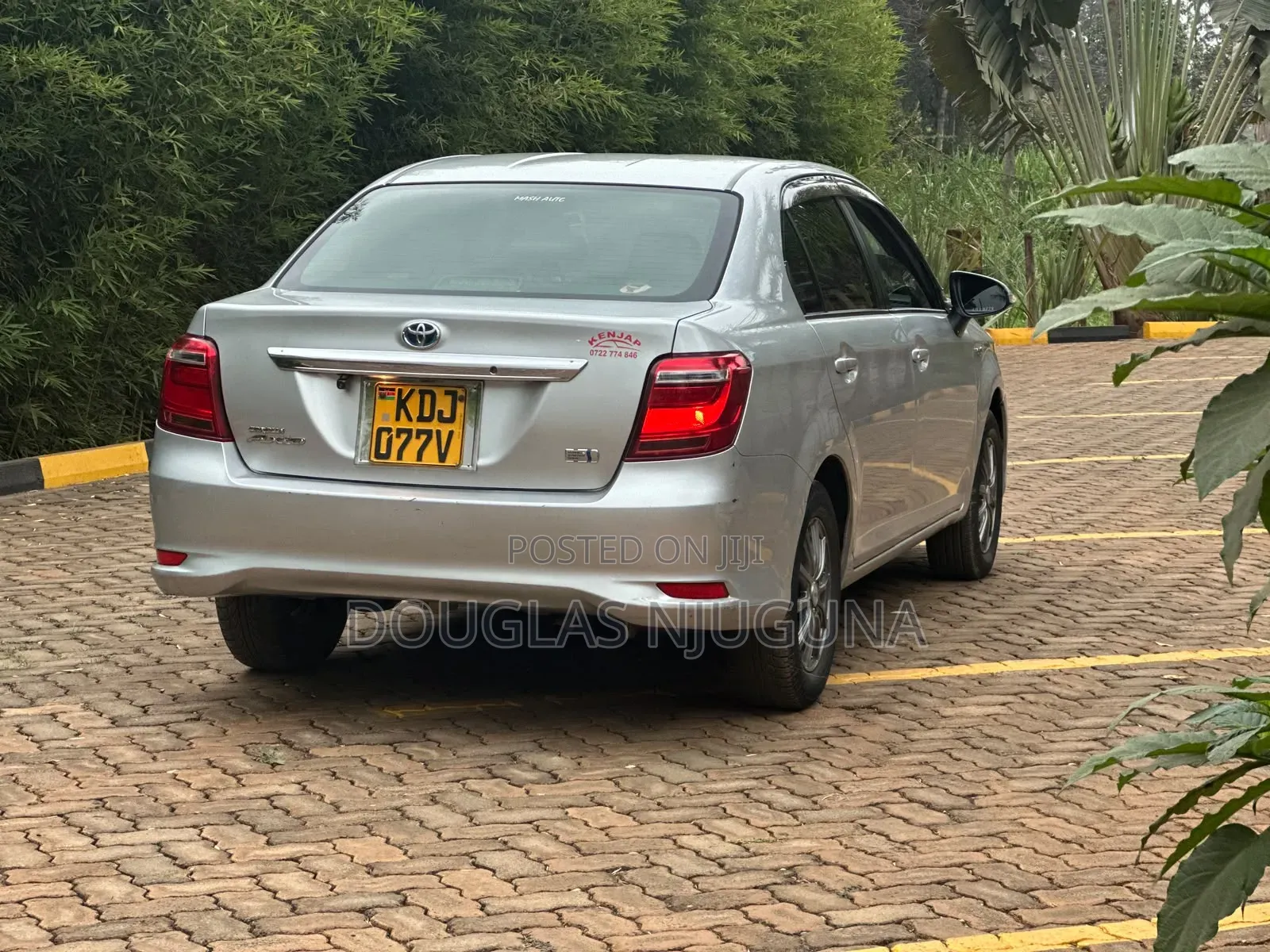 Toyota Axio 2015 Silver