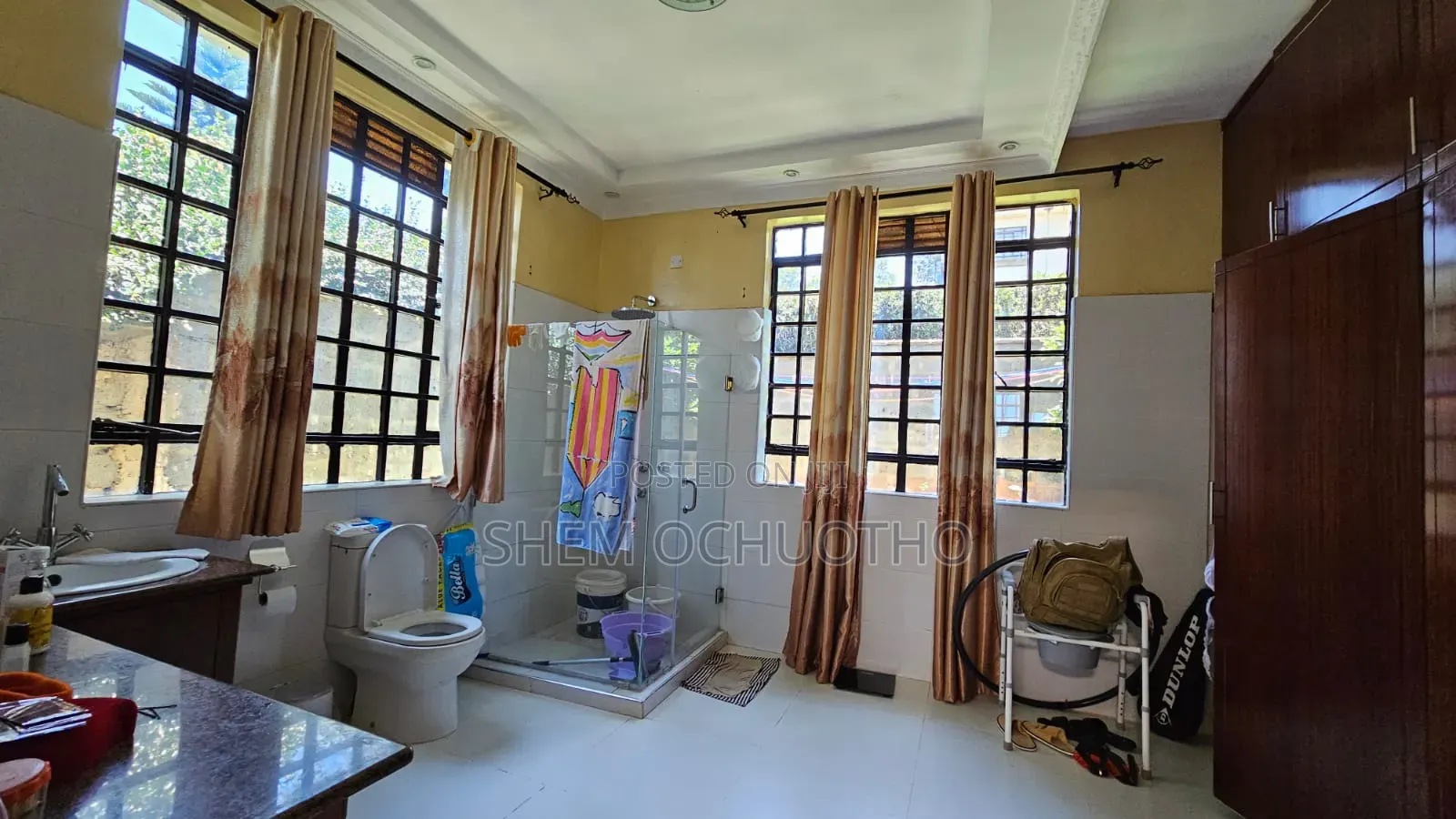 5bdrm Maisonette in Kerarapon Drive for sale