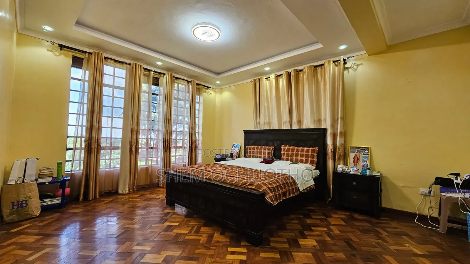 5bdrm Maisonette in Kerarapon Drive for sale