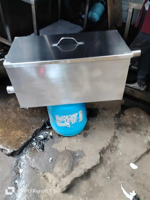 Commercial Grease Trap - thumbnail 2
