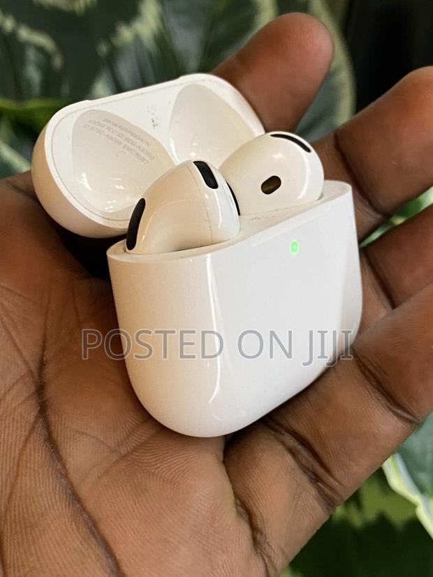 Apple Airpods 4 - thumbnail 2