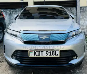 Toyota Harrier 2.0 2018 Silver