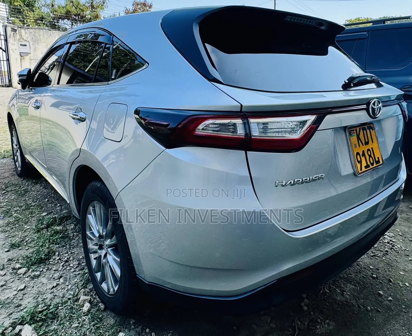 Toyota Harrier 2.0 2018 Silver