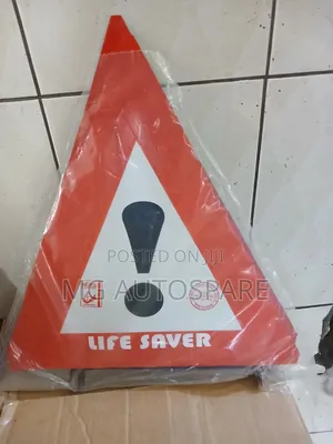 Life Saver Reflective Warning Triangle
