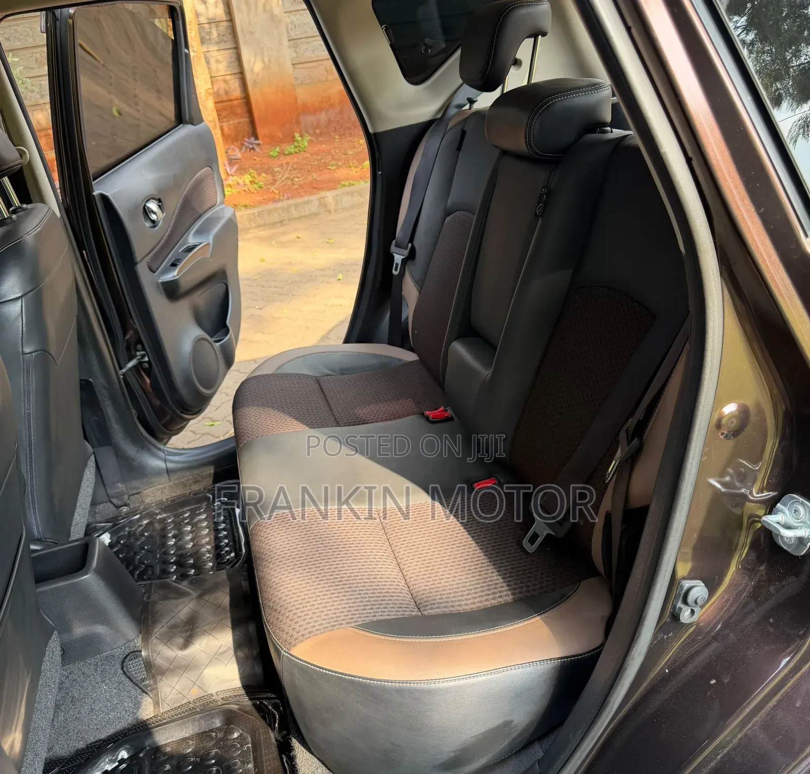 Nissan Note 2017 Burgundy