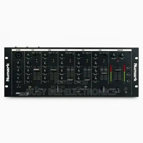 Numark Cm 200 Mixer - main view