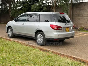 Nissan Wingroad 2013 Silver