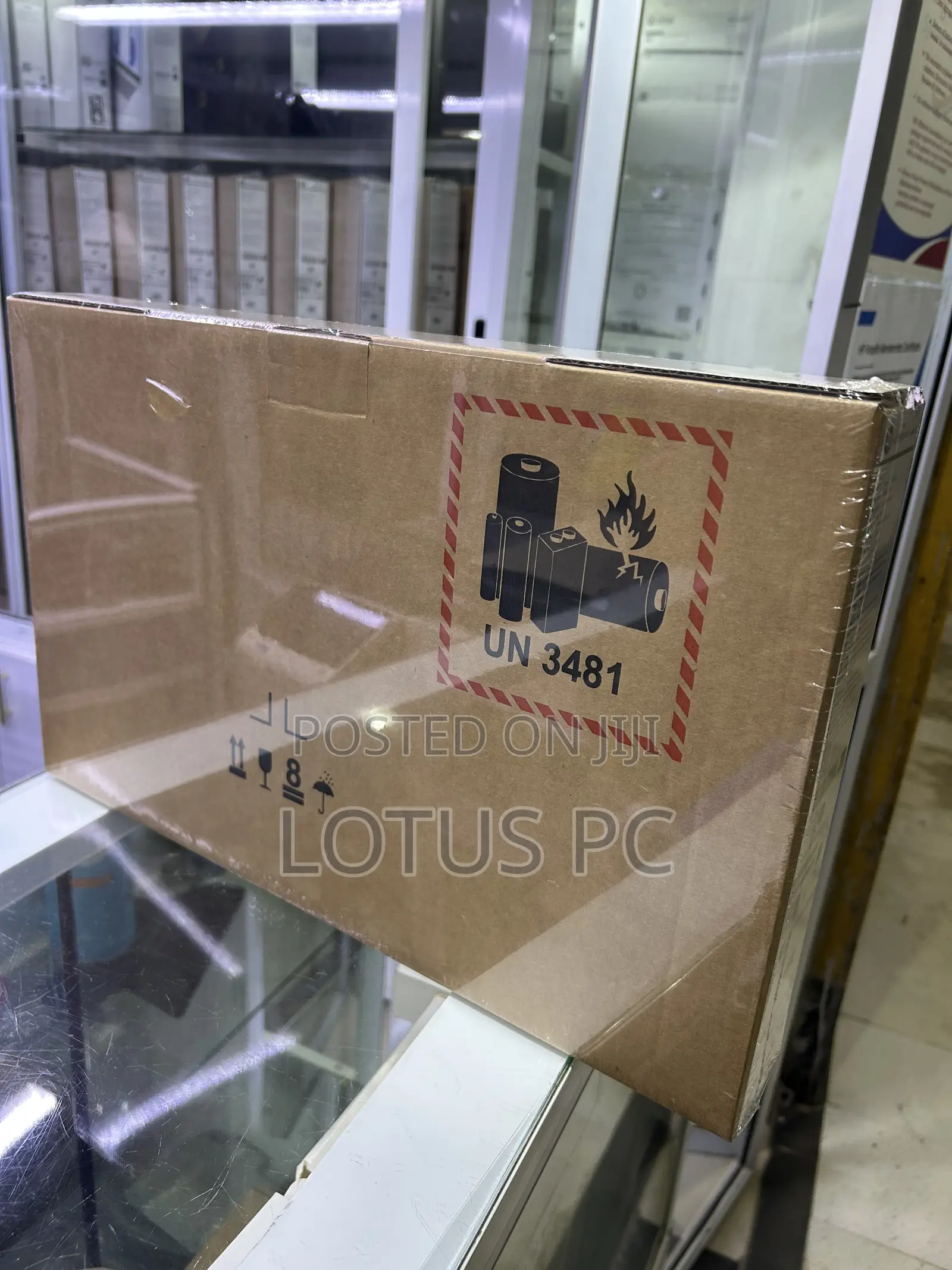 New Laptop HP EliteBook 1040 G8 32GB Intel Core i7 SSD 512GB