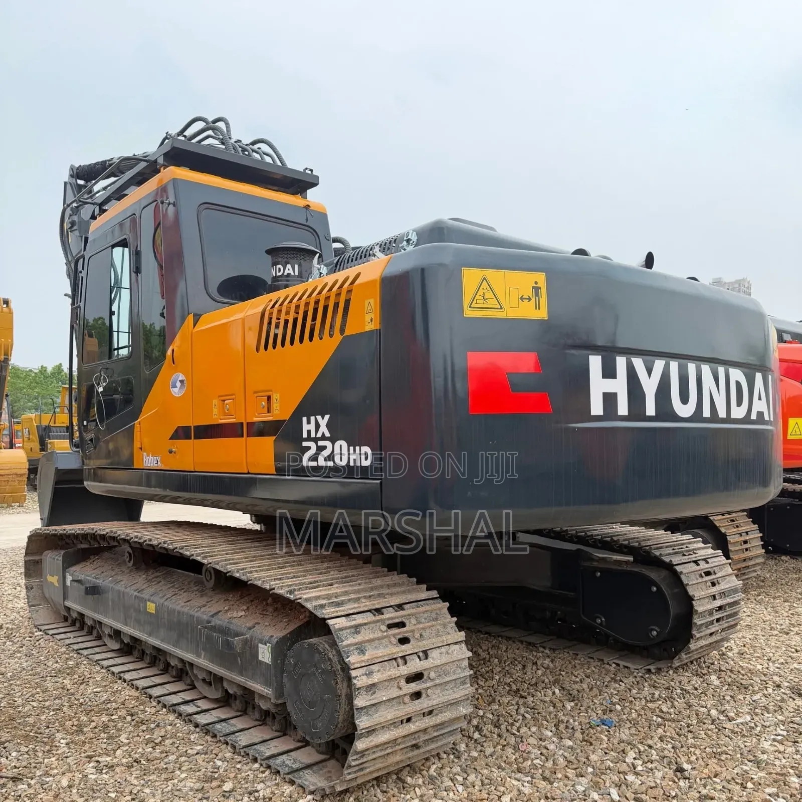 Hyundai 220HD Excavator
