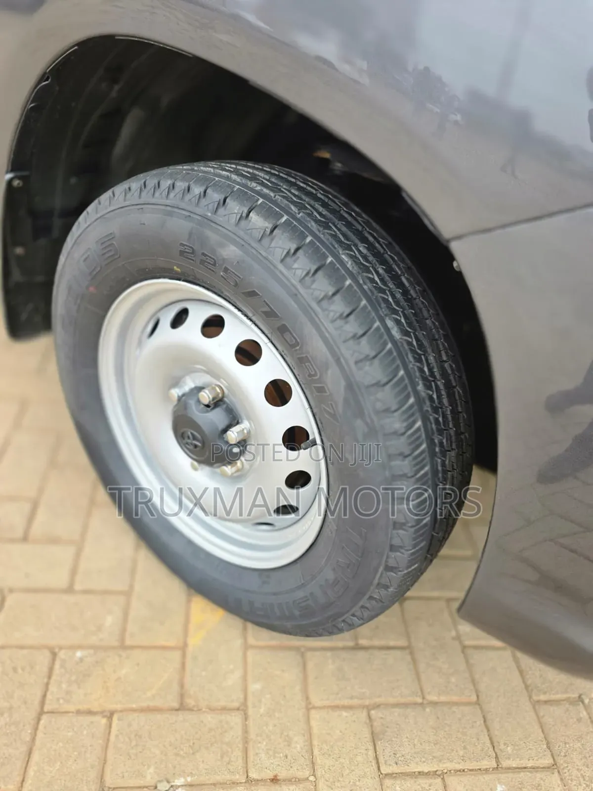 Toyota Hilux 2021 Gray
