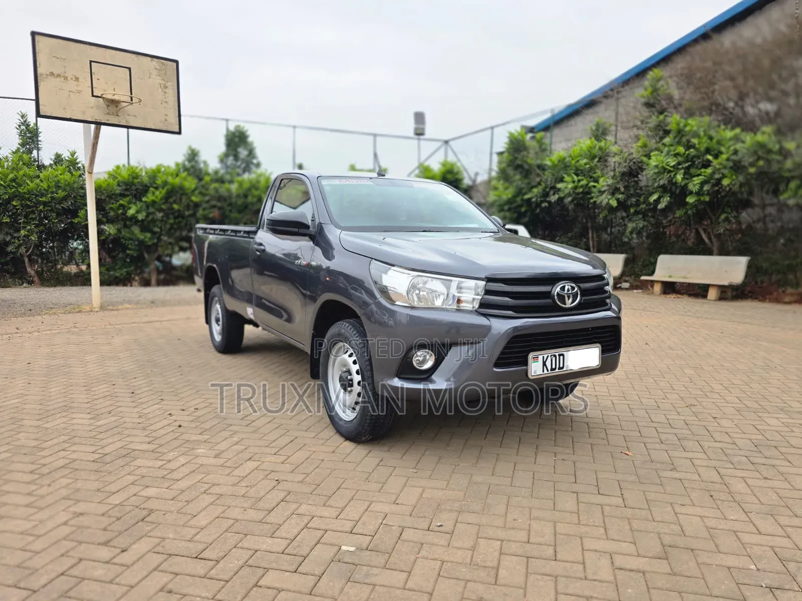 Toyota Hilux 2021 Gray
