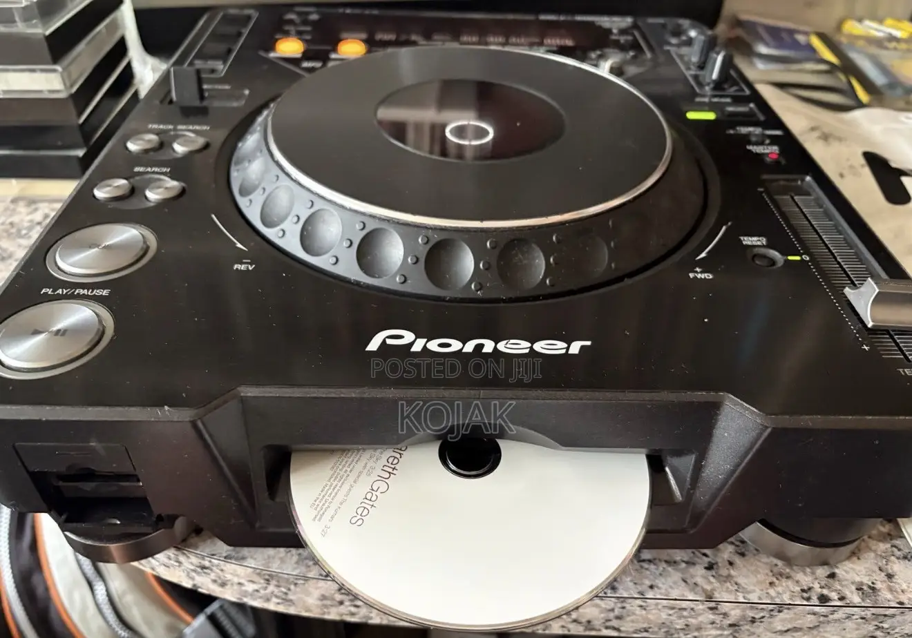 Pioneer CDJ 1000 MK3