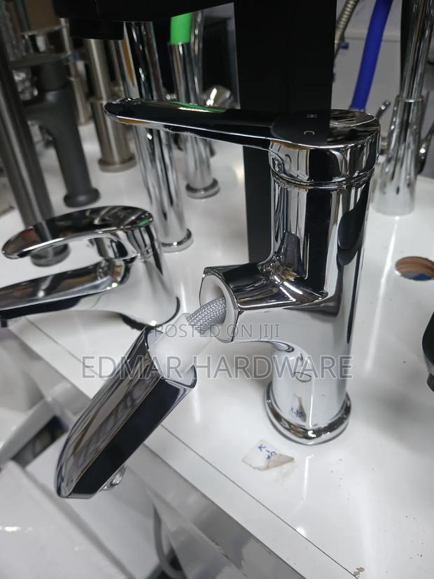 Mixer Pull Out Basin Tap