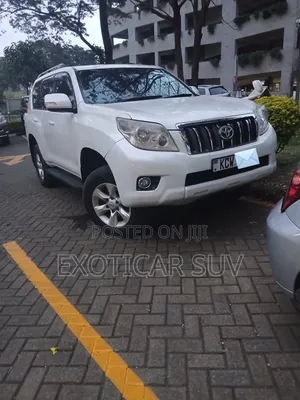 Toyota Land Cruiser Prado 2012 White