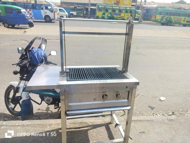 Small Adjustable Gas Grill - thumbnail 2