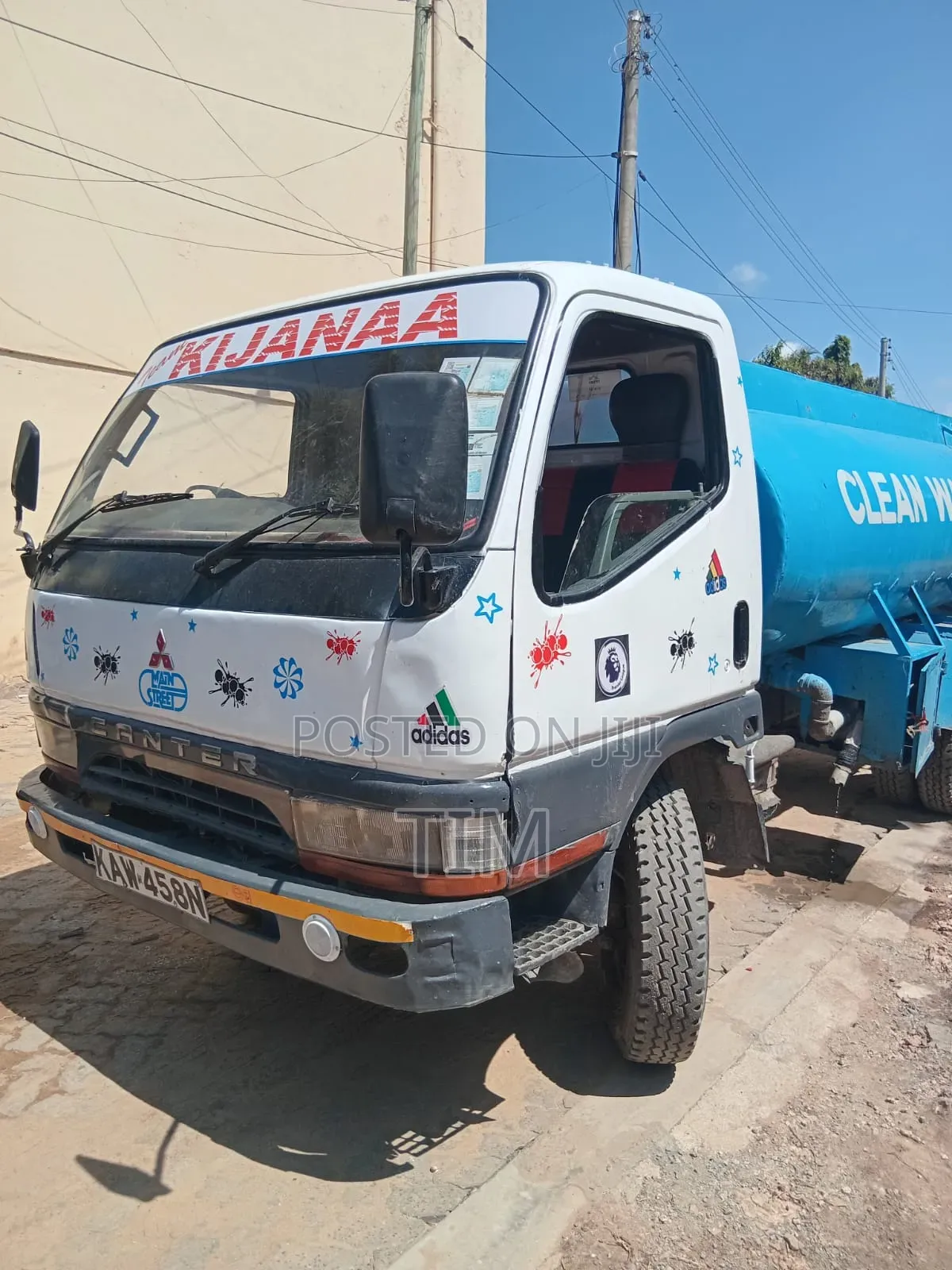 Mitsubishi Canter Water Boozer