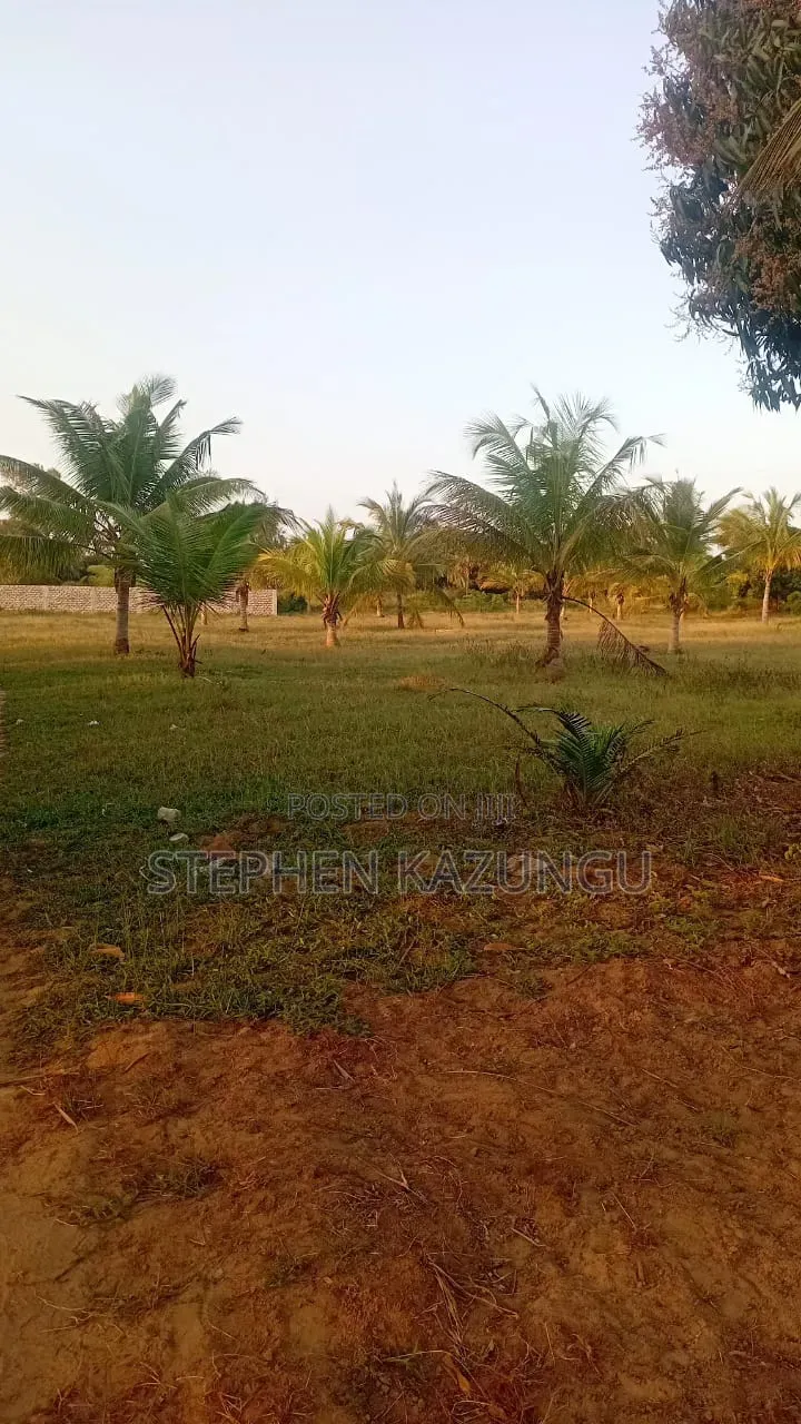 1 Acre Plot on Sale at Kinondo Town Zone, Opposite Kinondo Hospital.