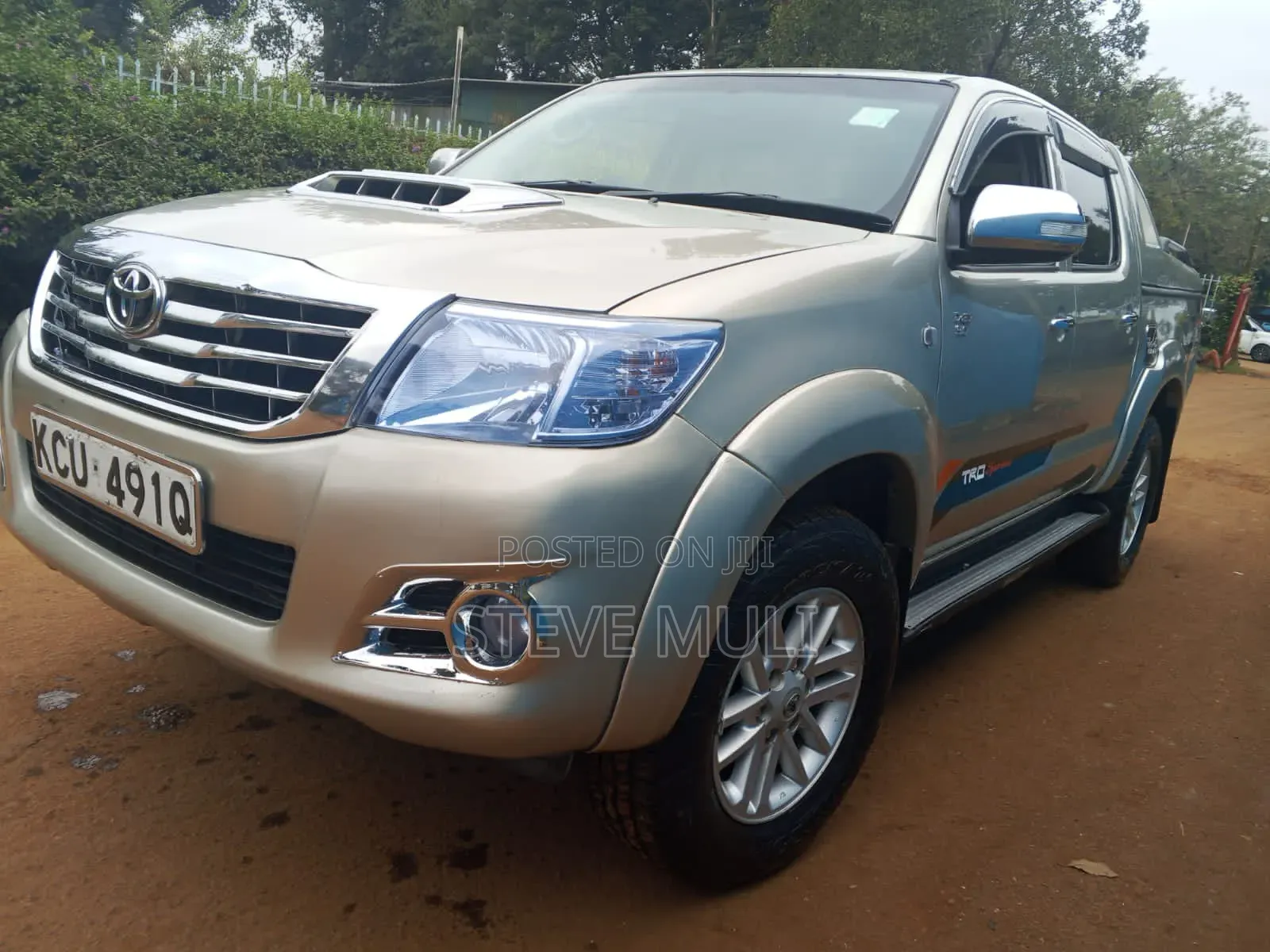 Toyota Hilux 2014 Silver
