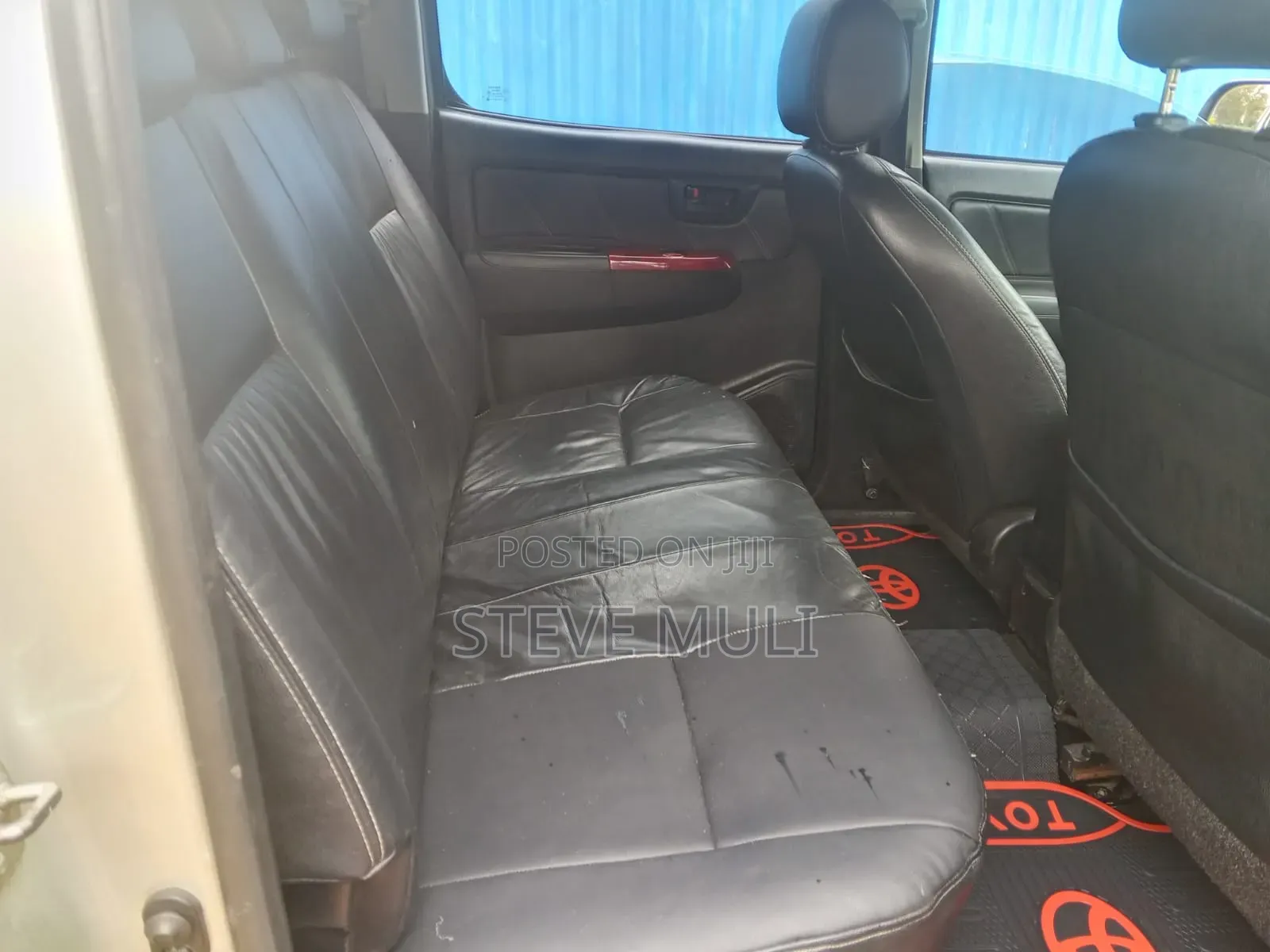 Toyota Hilux 2014 Silver