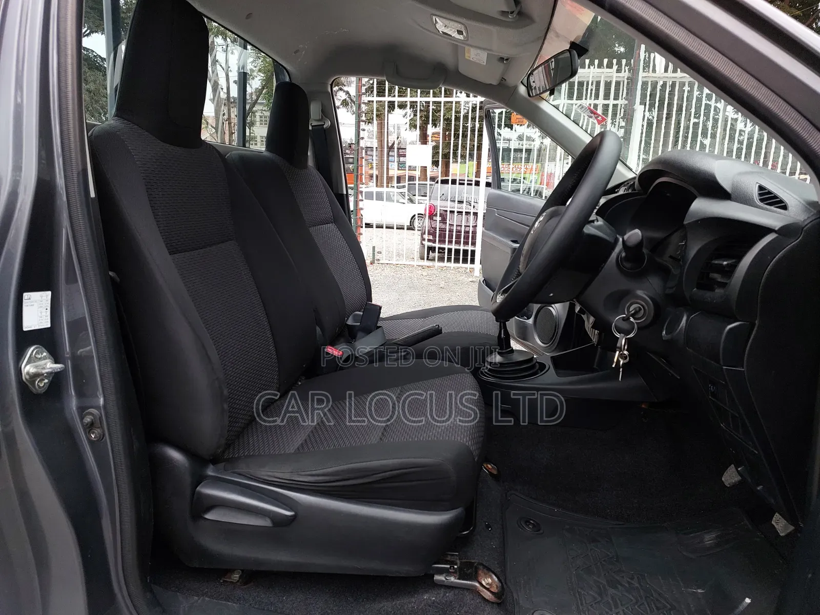 Toyota Hilux 2021 Gray