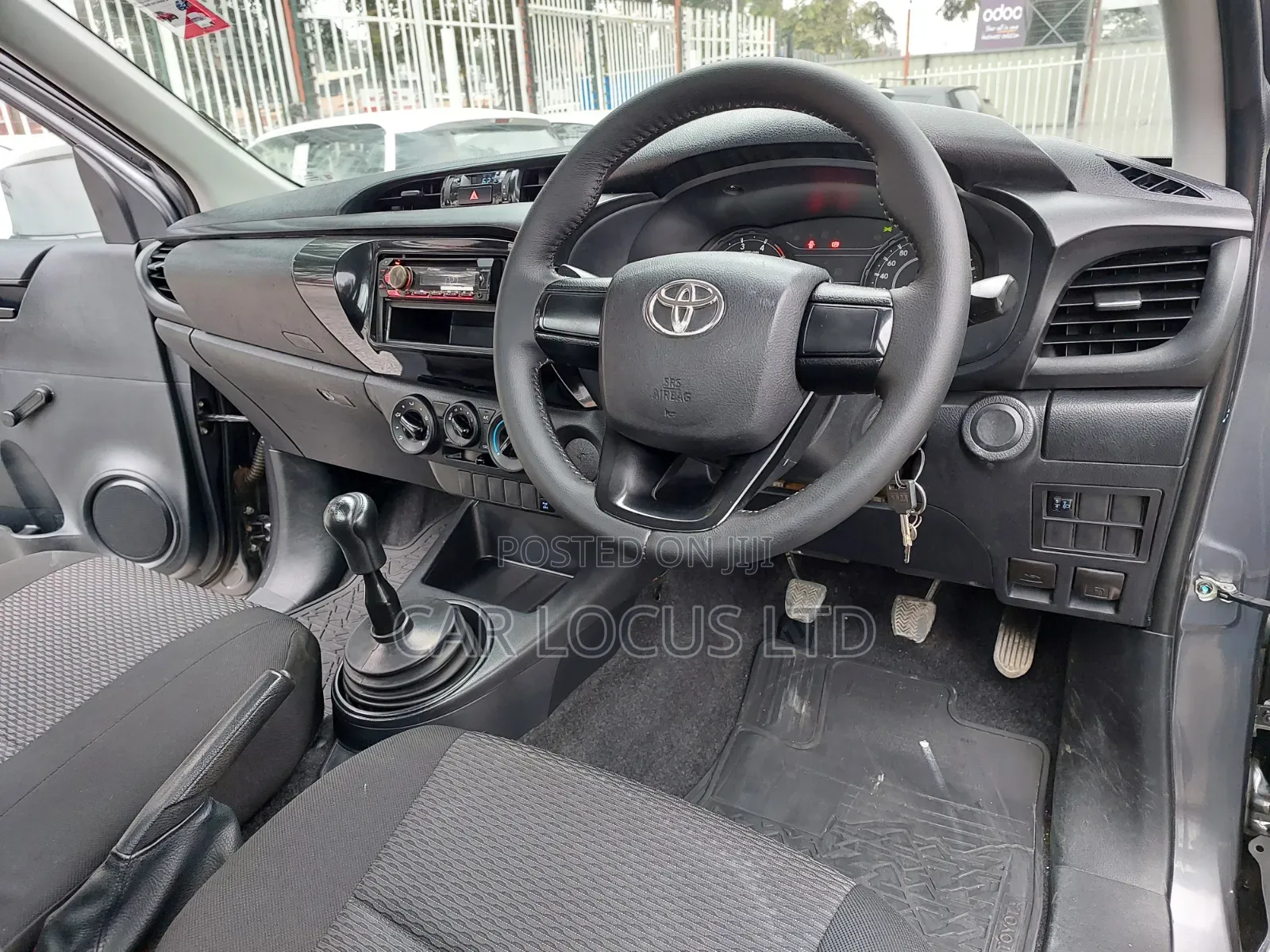 Toyota Hilux 2021 Gray