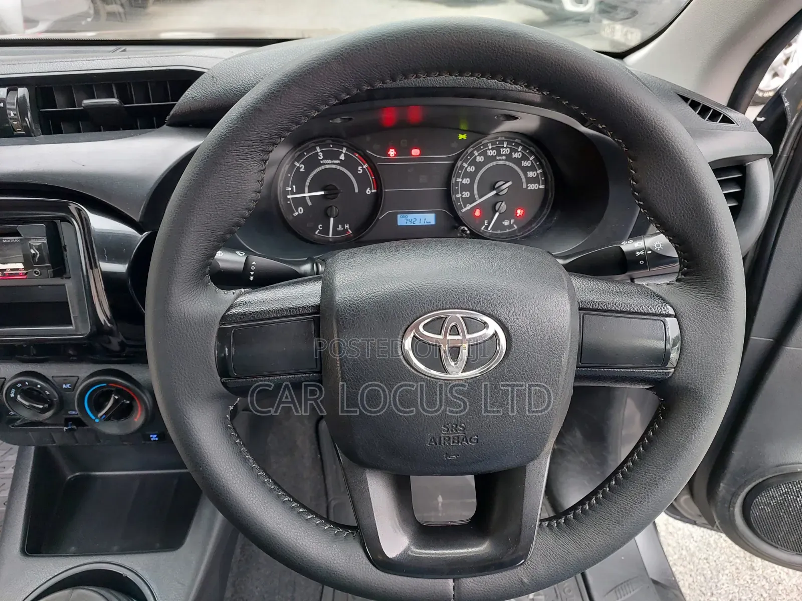 Toyota Hilux 2021 Gray